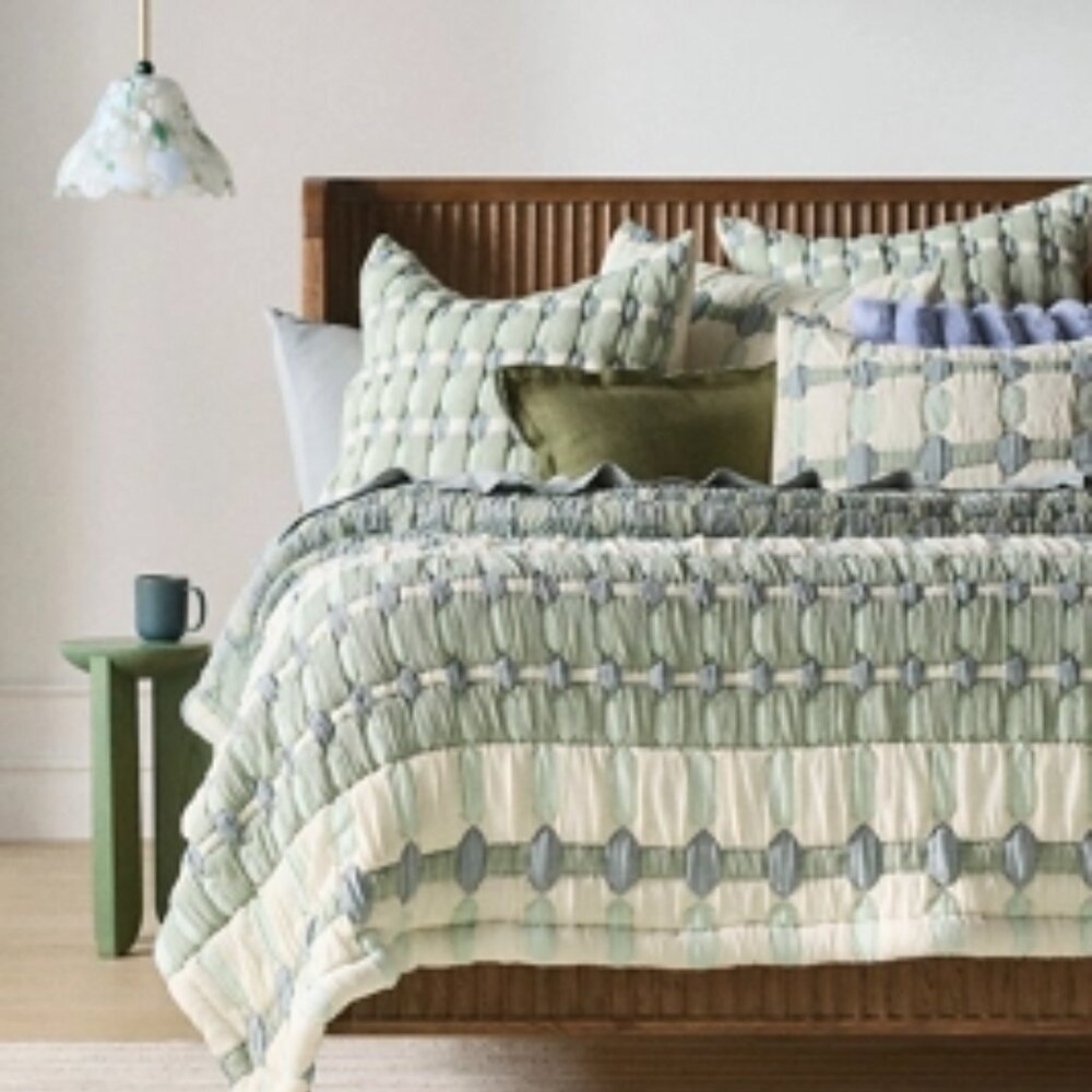 Anthropologie Sonya Matelassé Coverlet - Green - King
